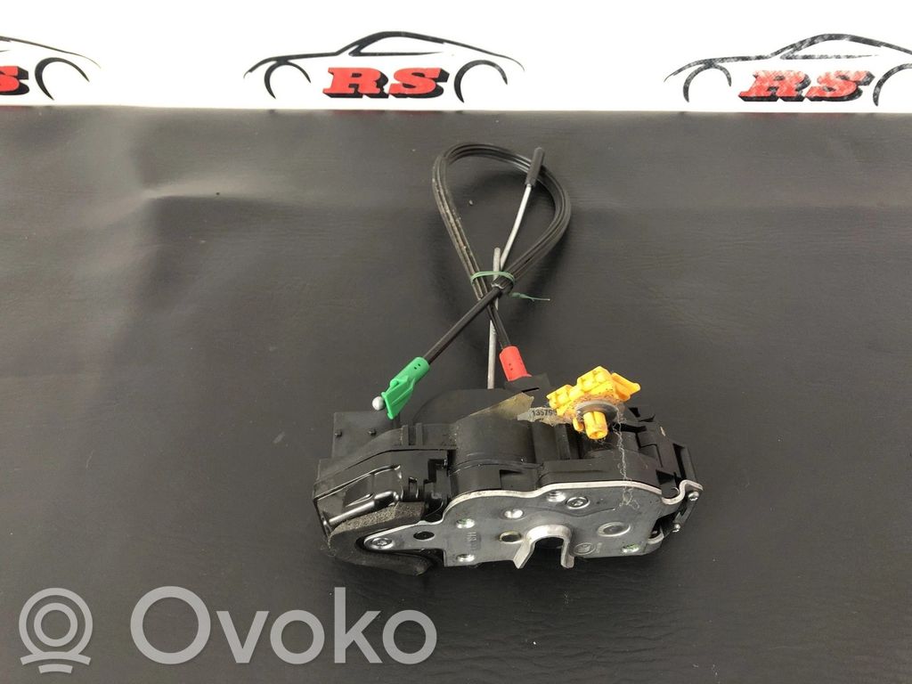 Opel Zafira C Galinių durų spyna 