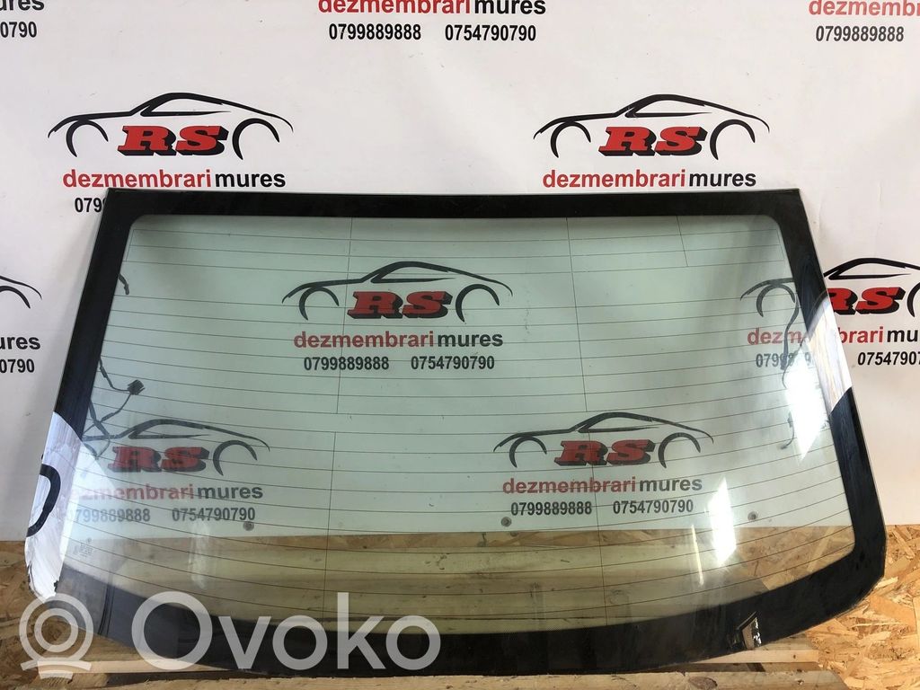 Rear windscreen/windshield window   8223845,232805