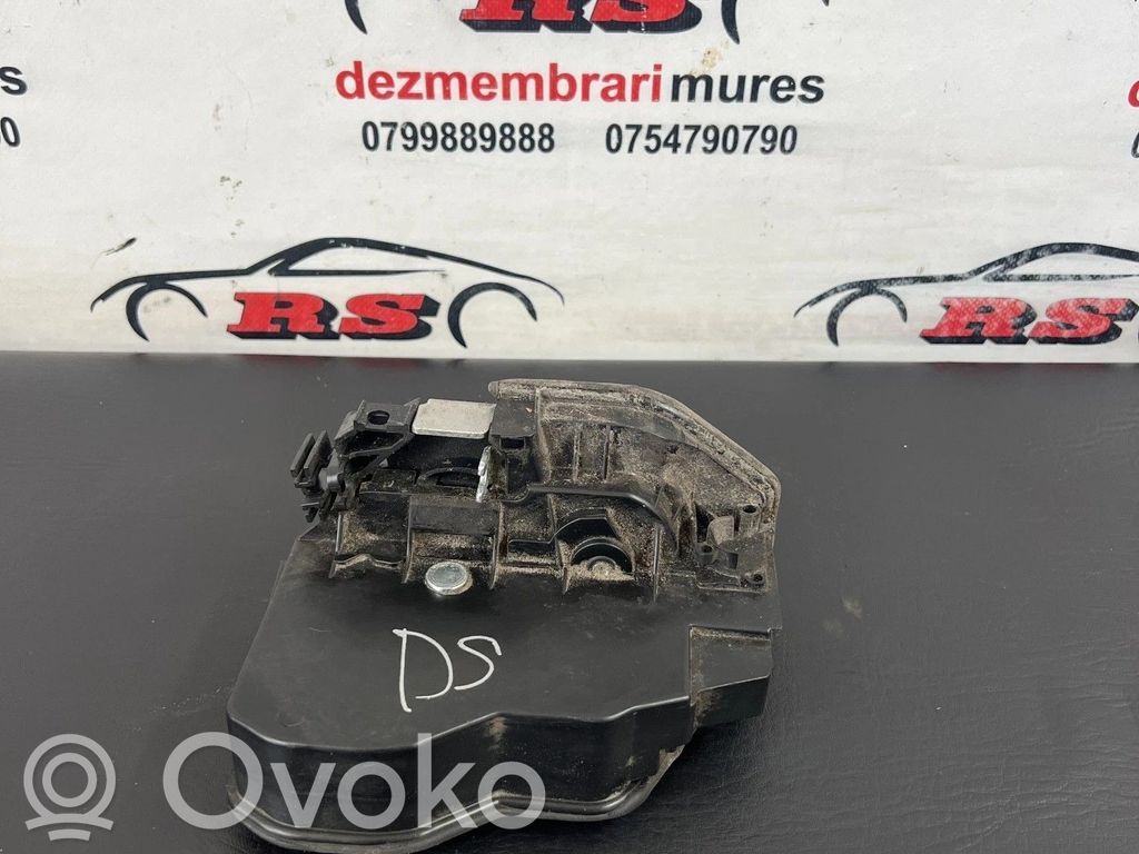 BMW X3 F25 Încuietoare ușă spate 