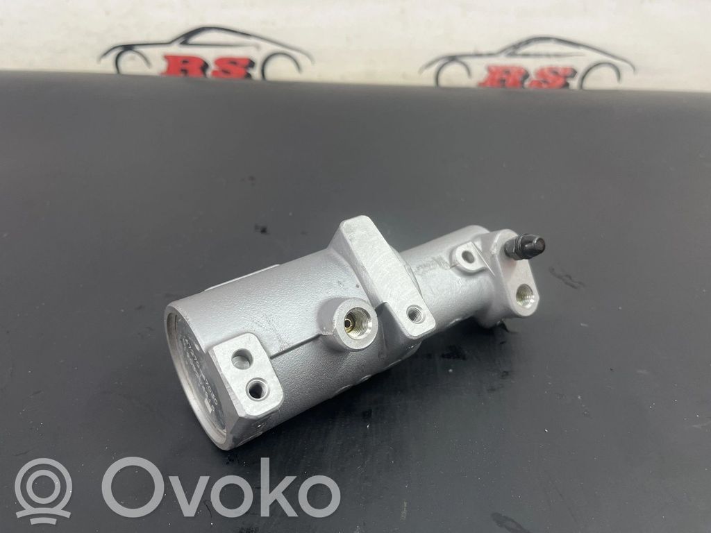 Toyota Auris E180 Servofrână 