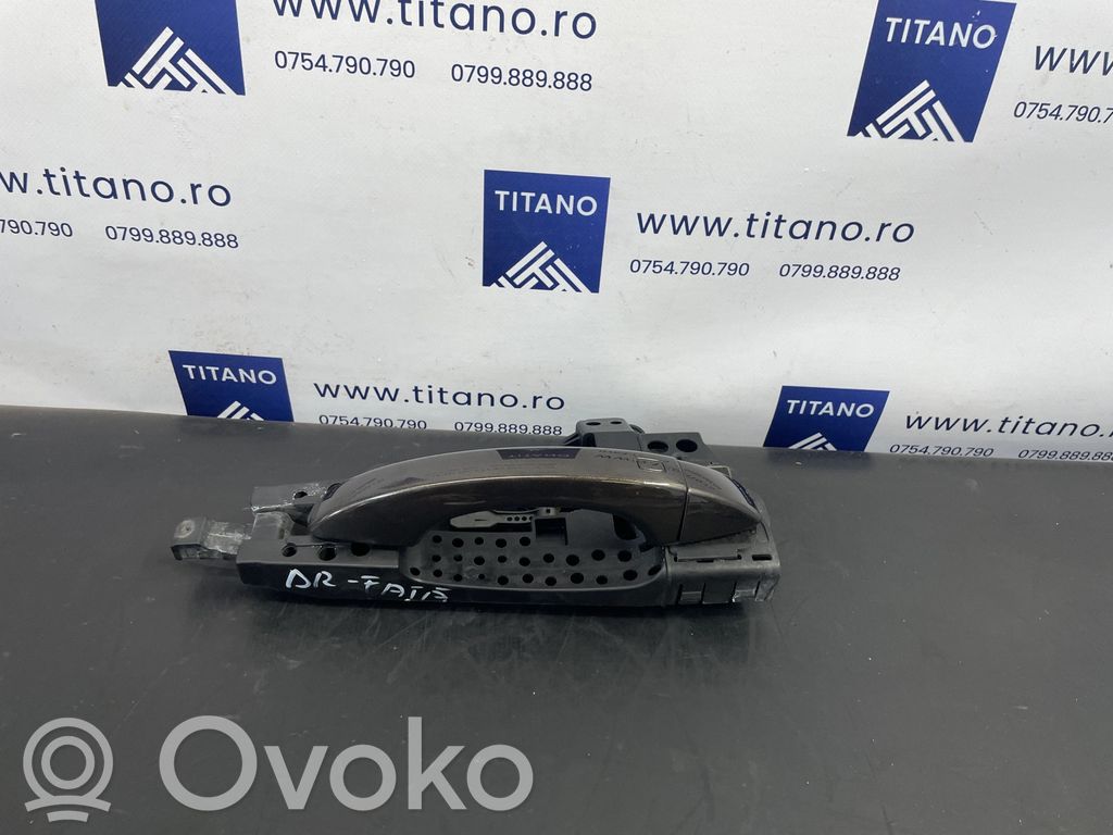 Klamka zewnętrzna drzwi   4H0837886,266680