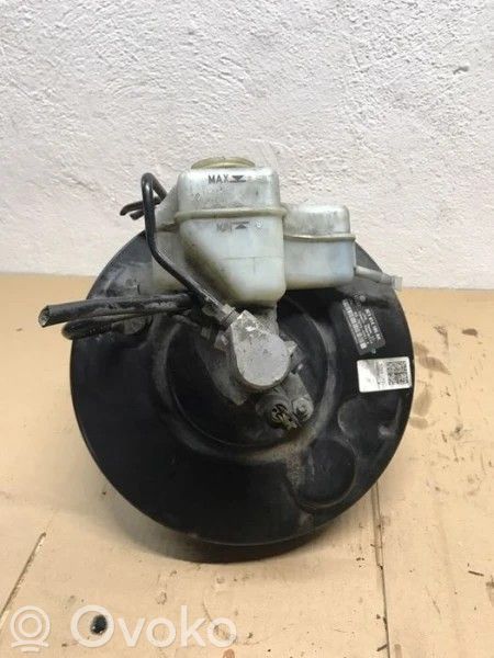 Volkswagen PASSAT B6 Jarrutehostin 