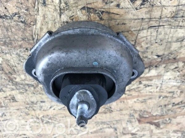 Engine mounting bracket   2211340034105,16745