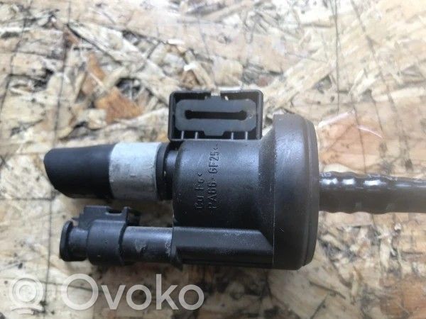 Audi A4 S4 B8 8K Vacuum valve 