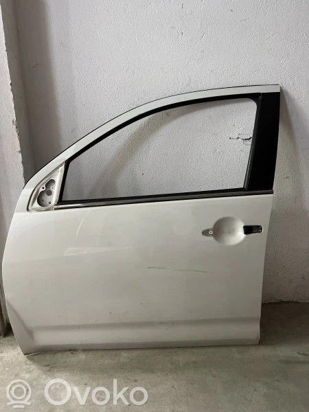 Mitsubishi Outlander Priekinės durys 