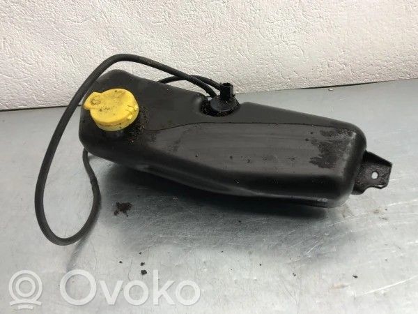 Zbiornik płynu do spryskiwaczy szyby przedniej / czołowej   289104583R,86036