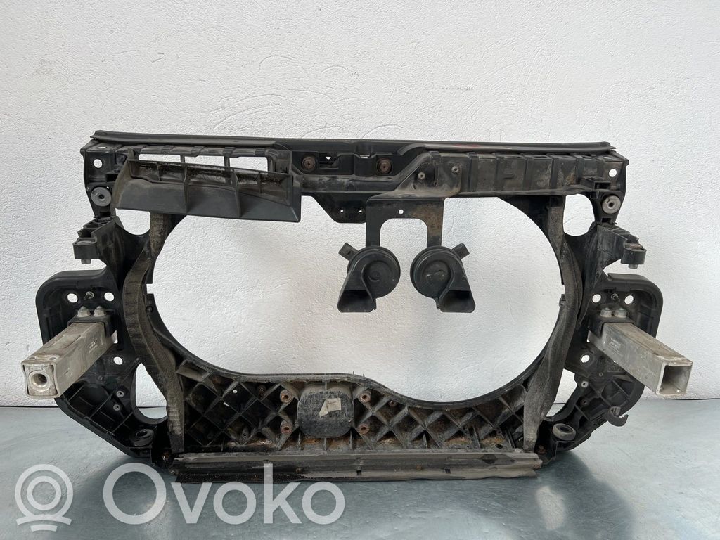 Audi A6 S6 C6 4F Radiatoru panelis 