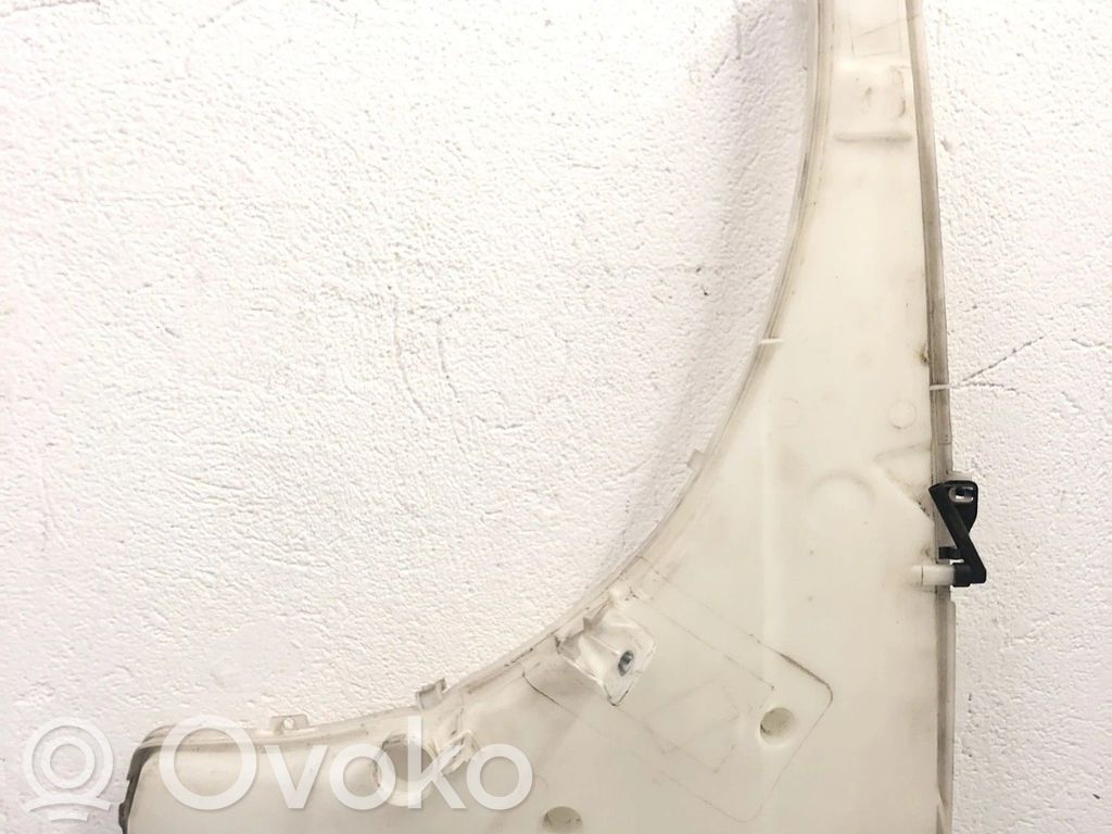 BMW 3 E90 E91 Logu šķidruma tvertne 