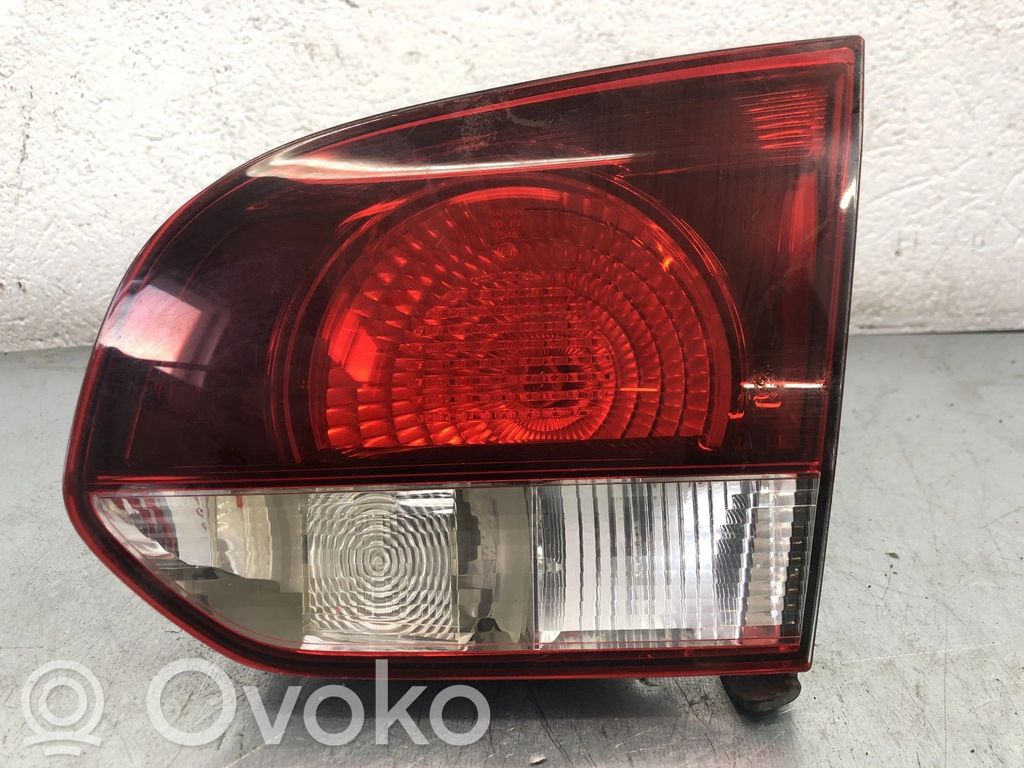 Volkswagen Golf VI Luci posteriori del portellone del bagagliaio 