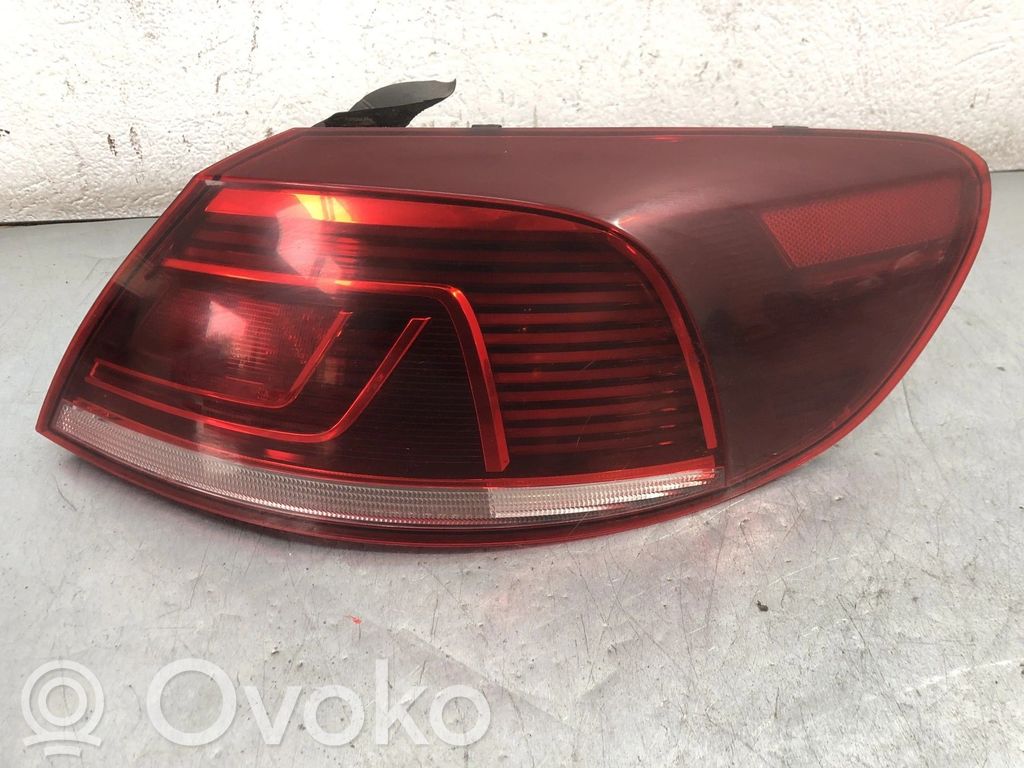 Volkswagen PASSAT CC Lampă spate în caroserie 