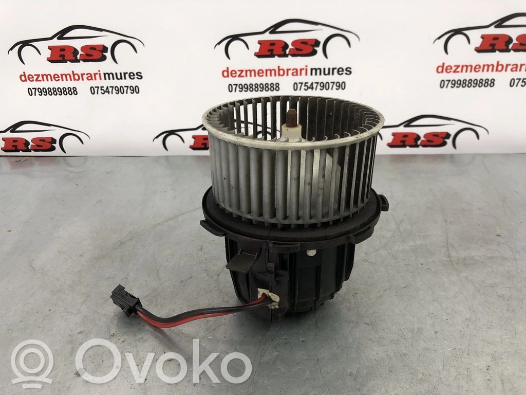 Audi A4 S4 B8 8K Heizungslüfter 