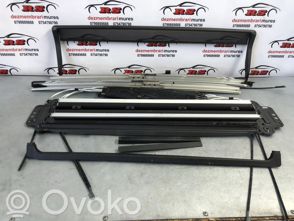 Mercedes-Benz C W204 Set trapă 