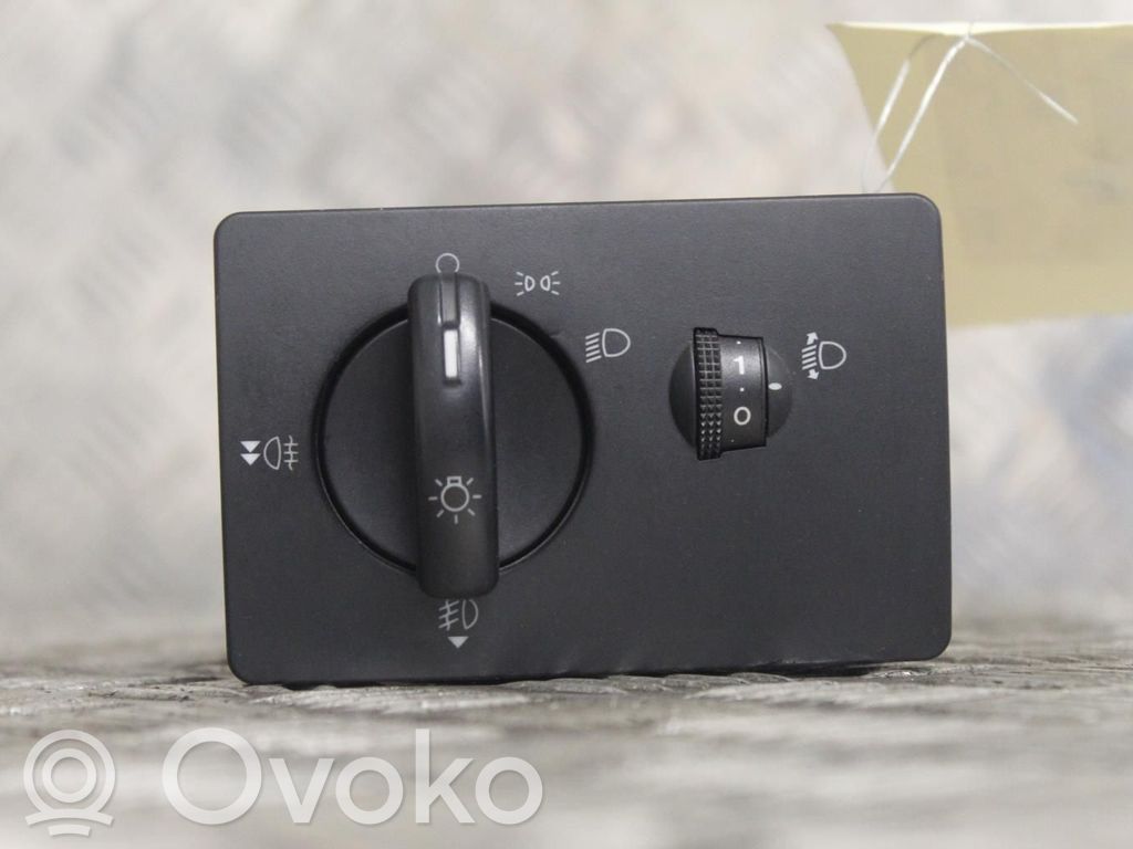 Ford Fiesta Light switch 