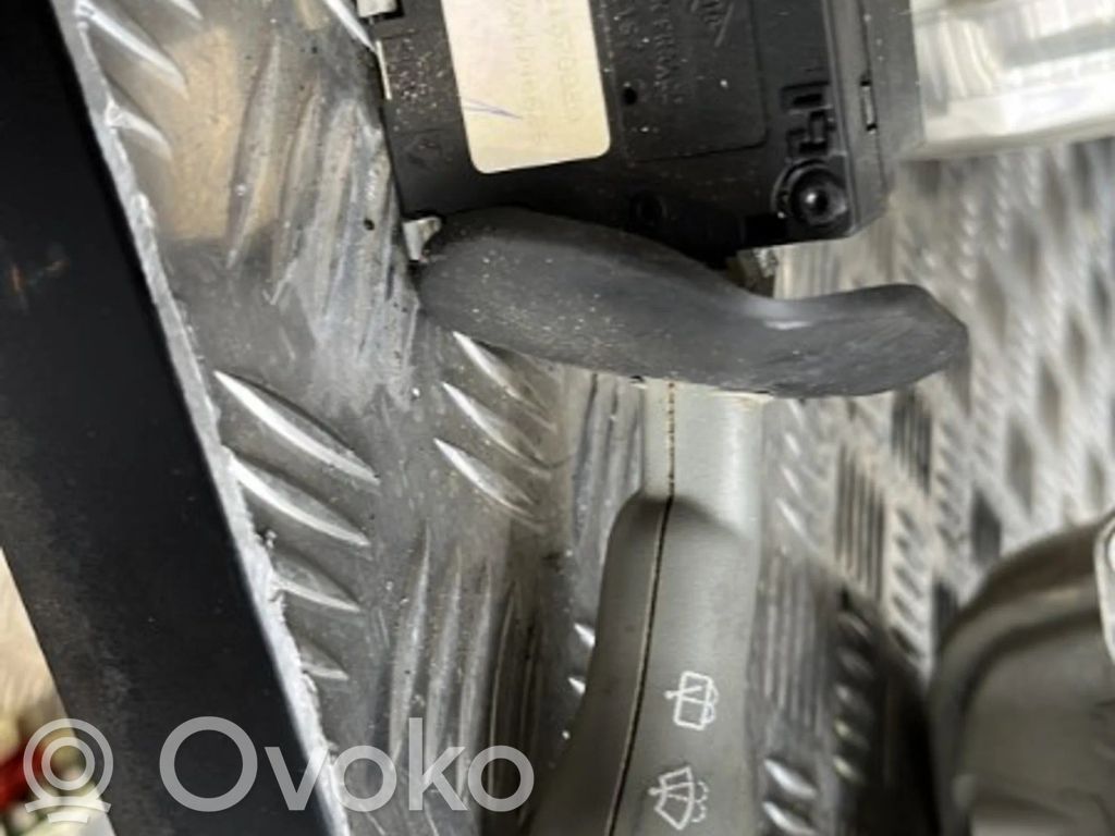 Renault Twingo I Valytuvų rankenėlė 
