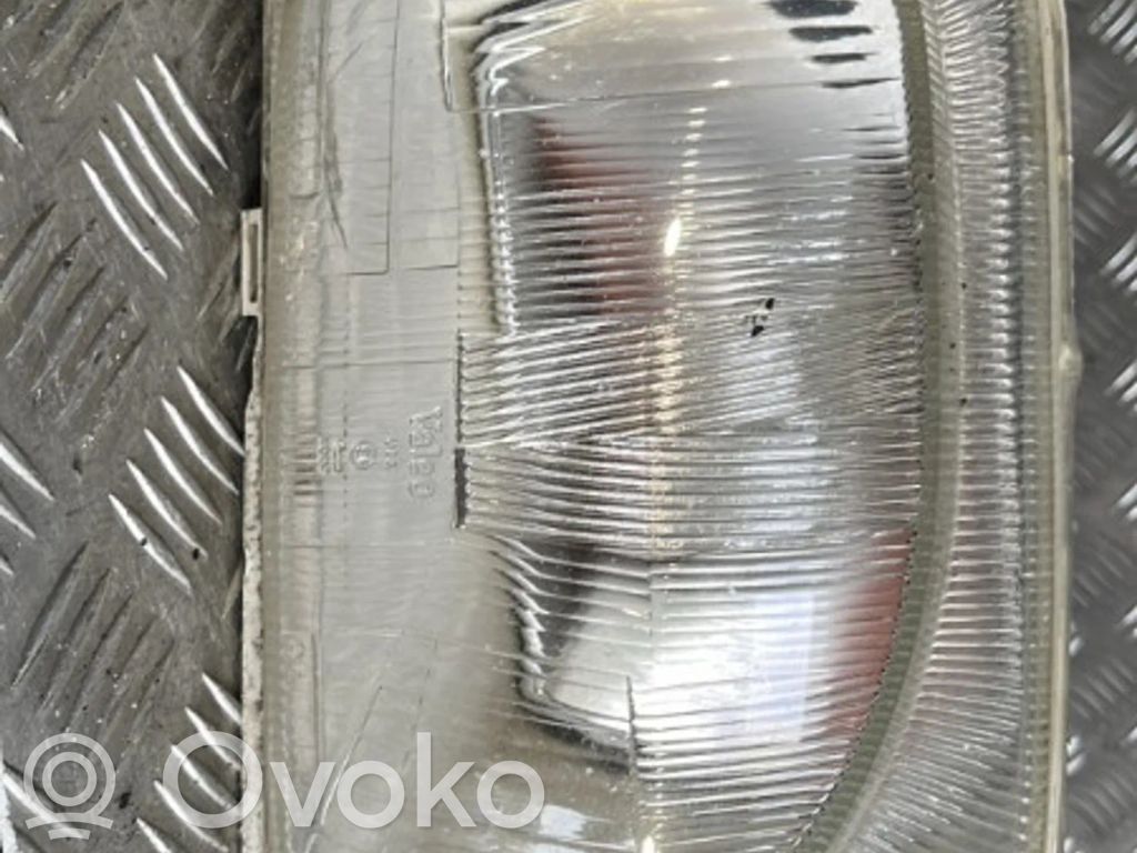 Renault Express Headlight/headlamp 