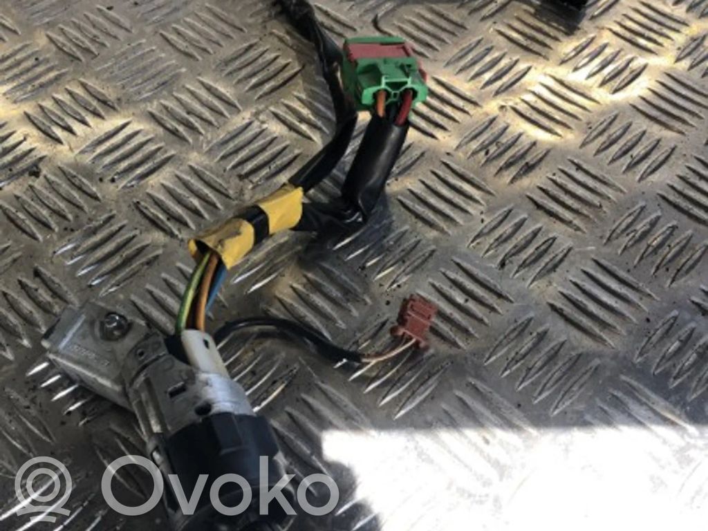 Citroen C3 Užvedimo spynelė 