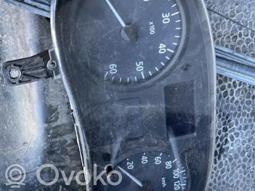 Renault Trafic II (X83) Speedometer (instrument cluster) 