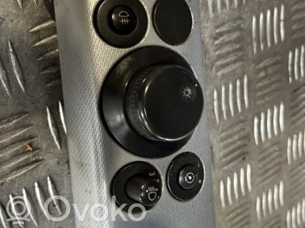 Opel Astra H Interruptor de luz 