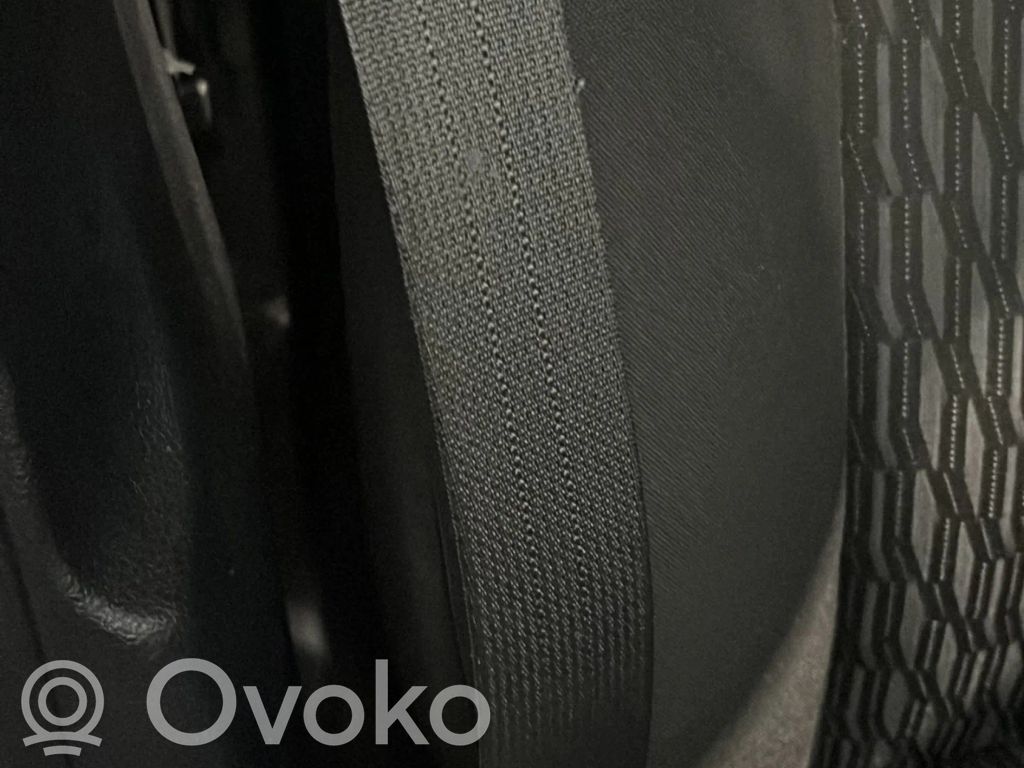 Toyota Yaris Cinturón delantero 