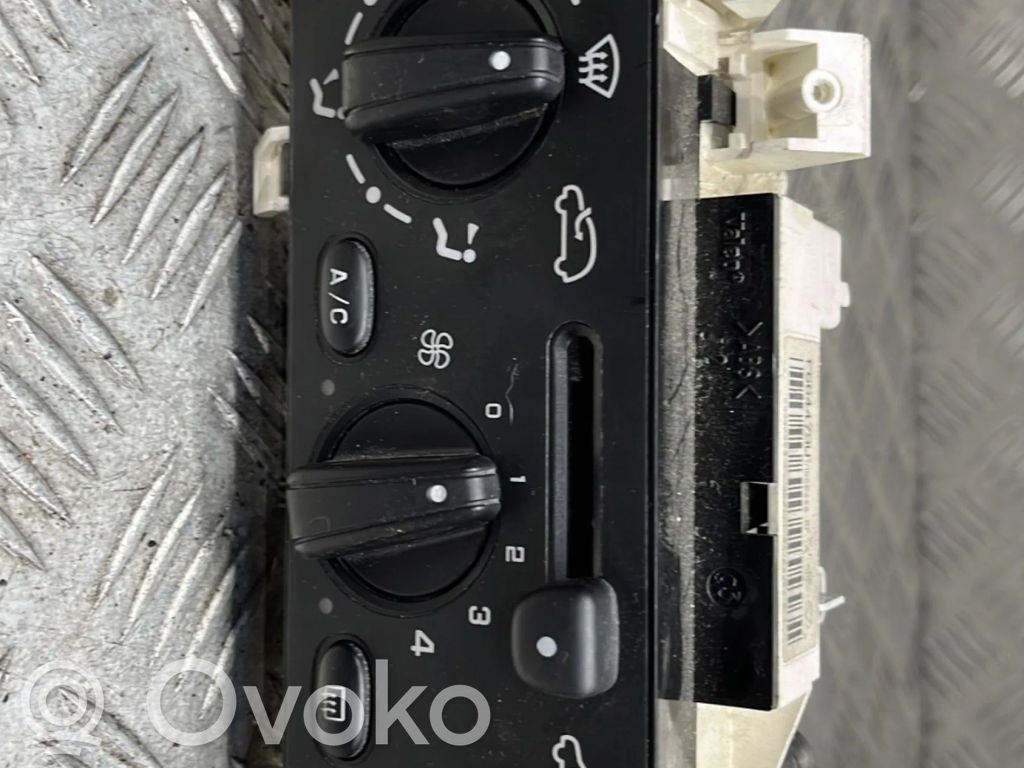 Citroen C2 Climate control unit 