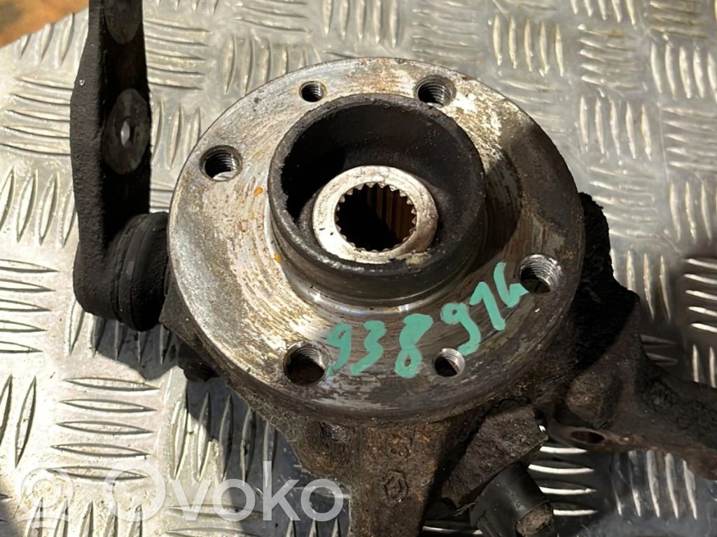 Renault Clio II Priekinis kelmas 