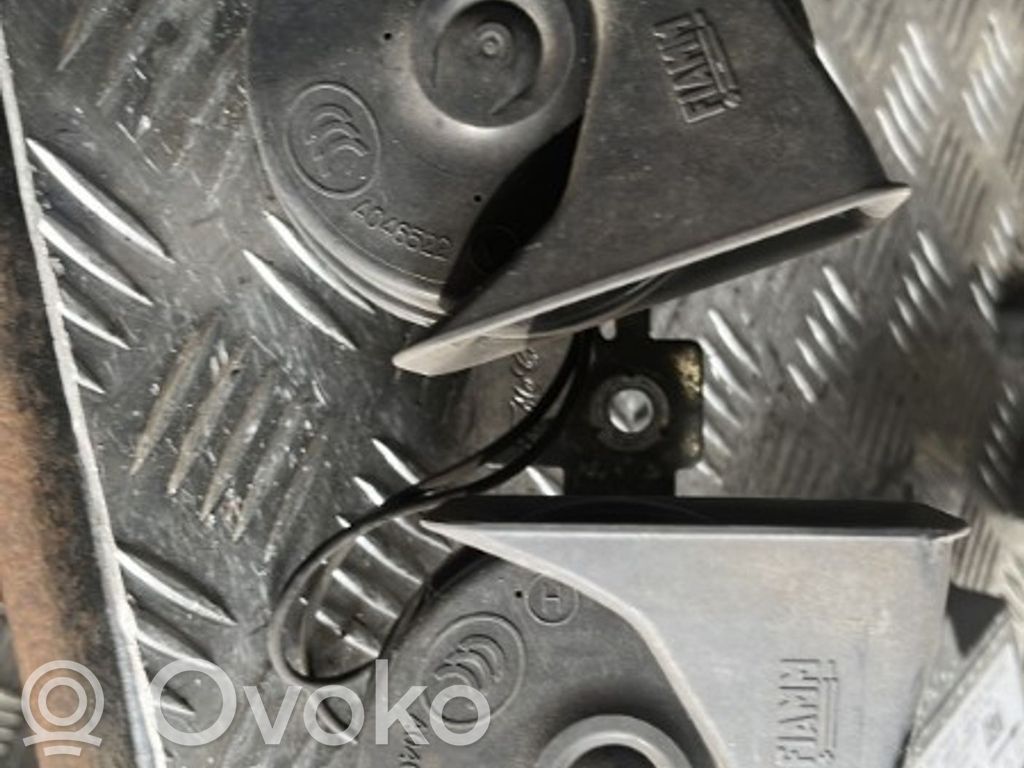 Ford C-MAX I Garso signalas 