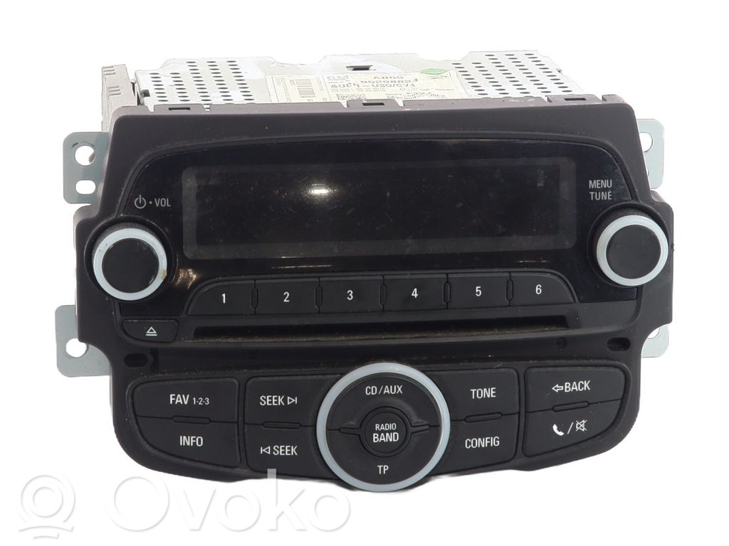 Chevrolet Spark Radio/CD/DVD/GPS head unit 