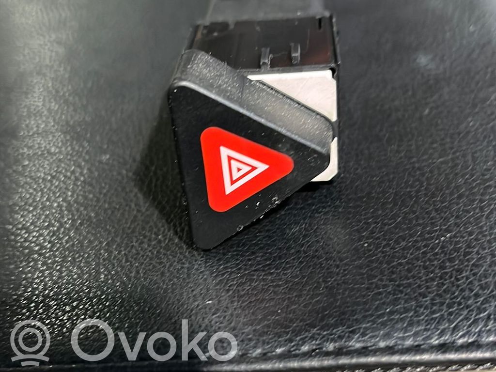 Volkswagen Golf Plus Botón interruptor de luz de peligro 