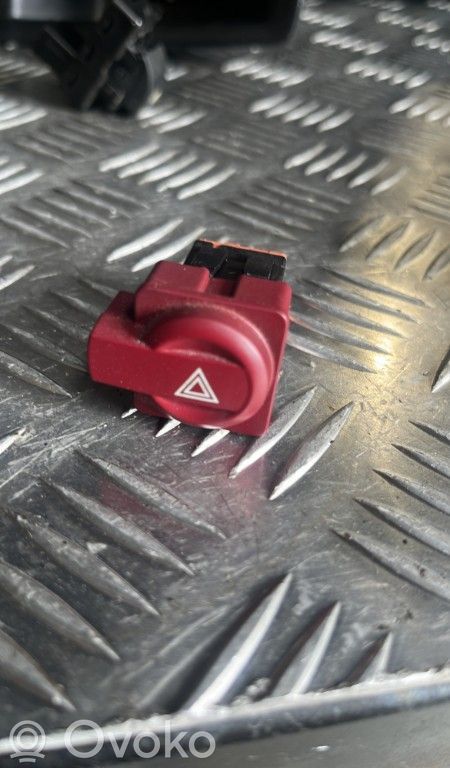 Citroen C4 I Botón interruptor de luz de peligro 