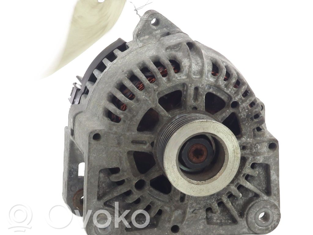 Renault Clio III Alternator 