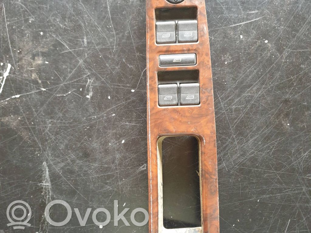 Audi A6 S6 C6 4F Electric window control switch 