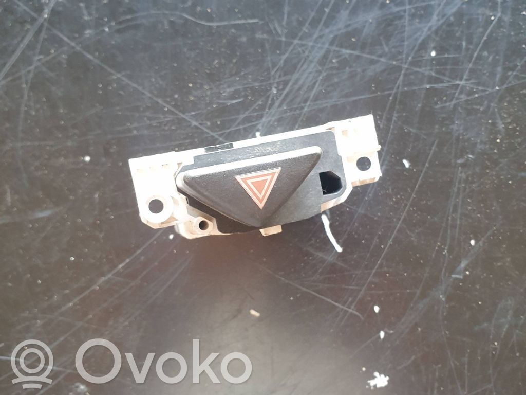 Ford Focus Hazard light switch 