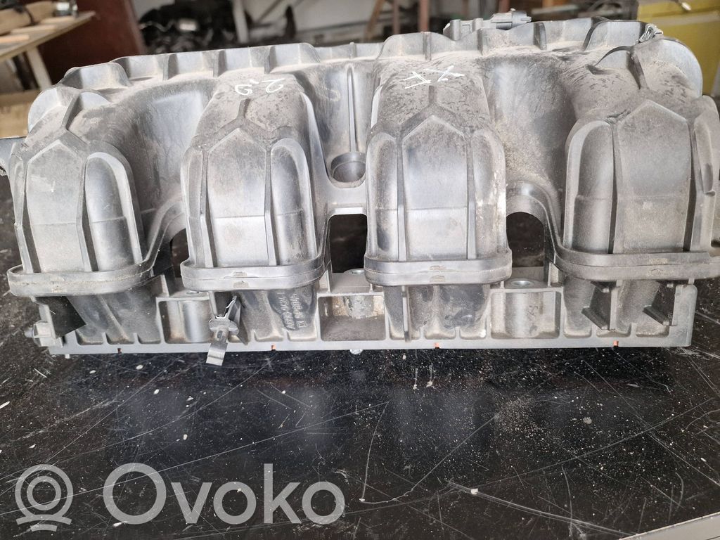 Jaguar XF Kolektor ssący 