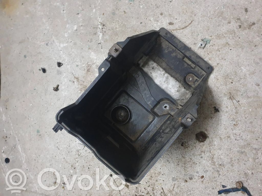 Akumuliatoriaus dėžė   CC3056040,K3006