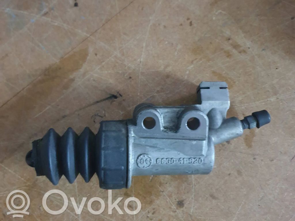 Mazda 5 Kytkimen pääsylinteri 