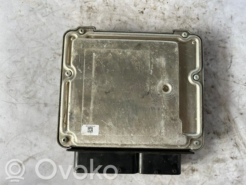 Unidad de control/módulo del motor   AA7N,AA7N,001001012458E,0281018769,AA7N