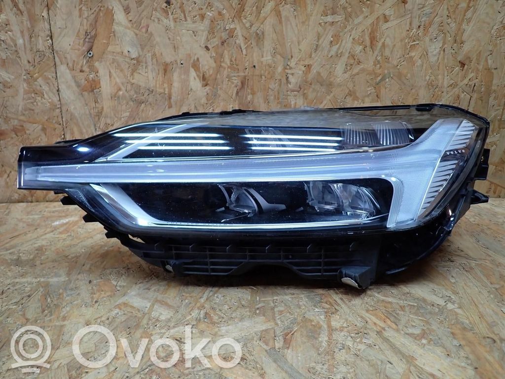Volvo XC60 Scheinwerfer 