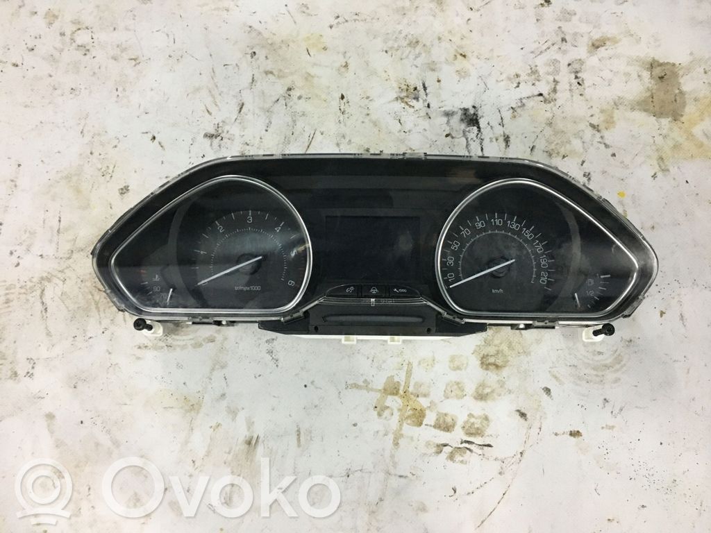 Peugeot 2008 I Speedometer (instrument cluster) 