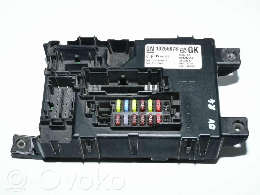 Opel Corsa D Fuse module 