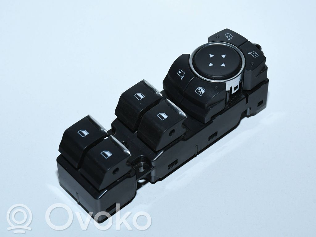 Electric window control switch   H1BT14540DC