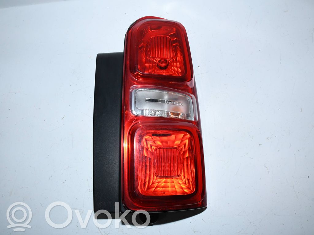 Rear/tail lights   9808243080