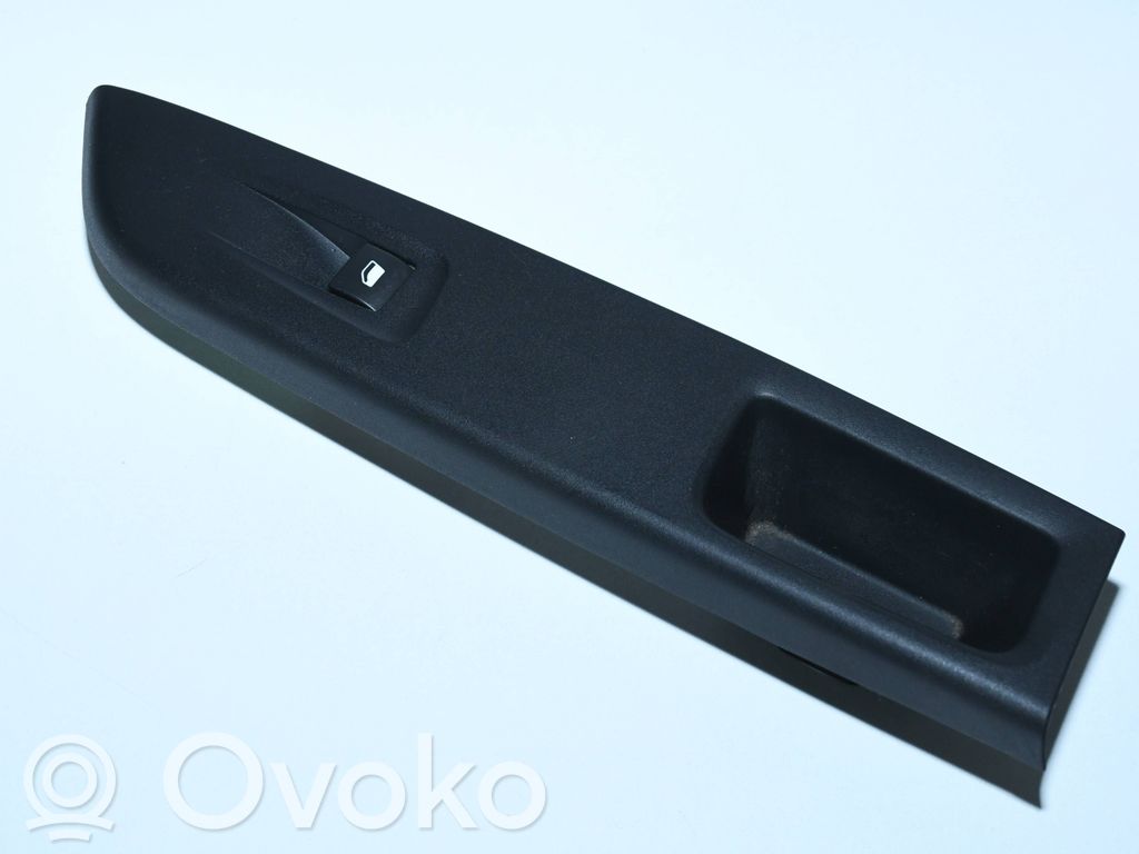 Opel Corsa F Przyciski szyb 