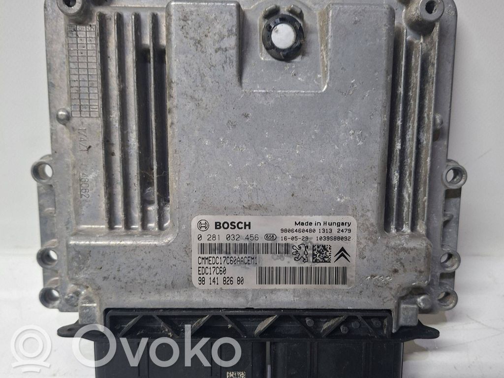Peugeot 208 I Variklio valdymo blokas 