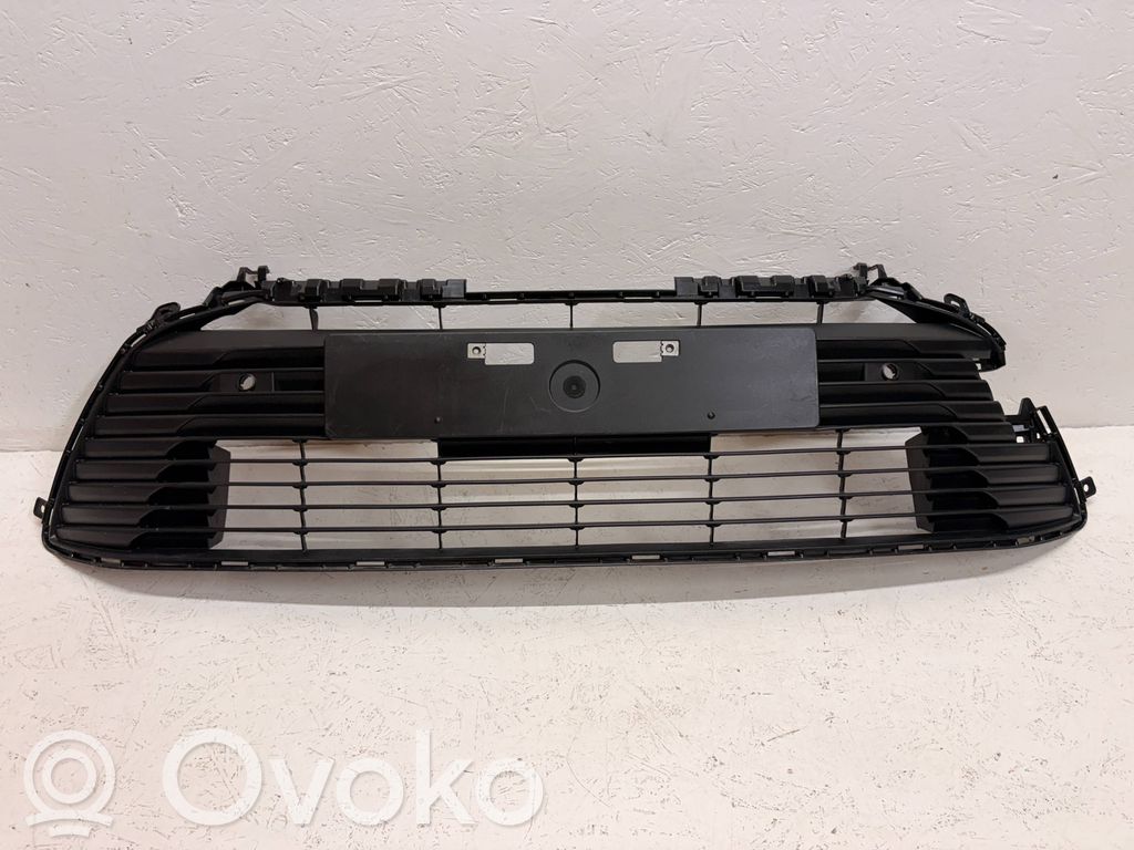 Toyota Corolla E210 E21 Rejilla inferior del parachoques delantero 