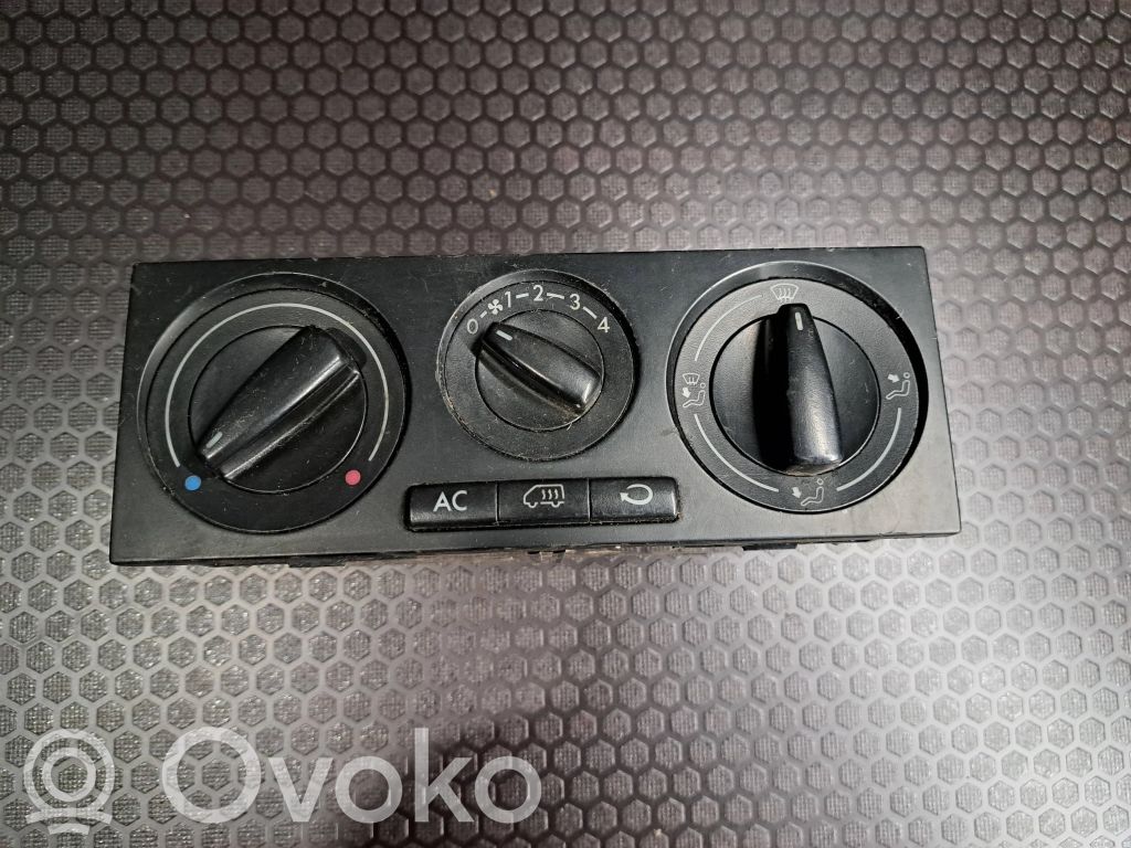 Seat Alhambra (Mk1) Climate control unit 