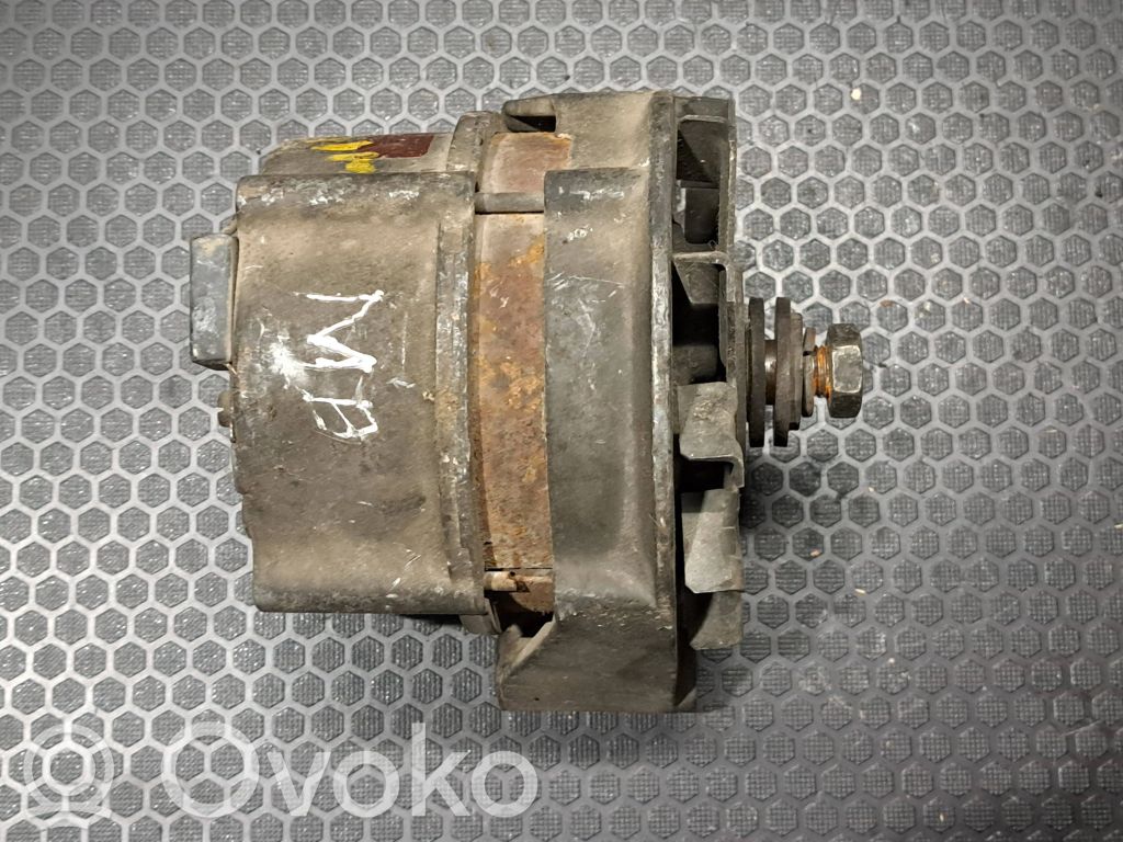 Mercedes-Benz S W126 Generator/alternator 