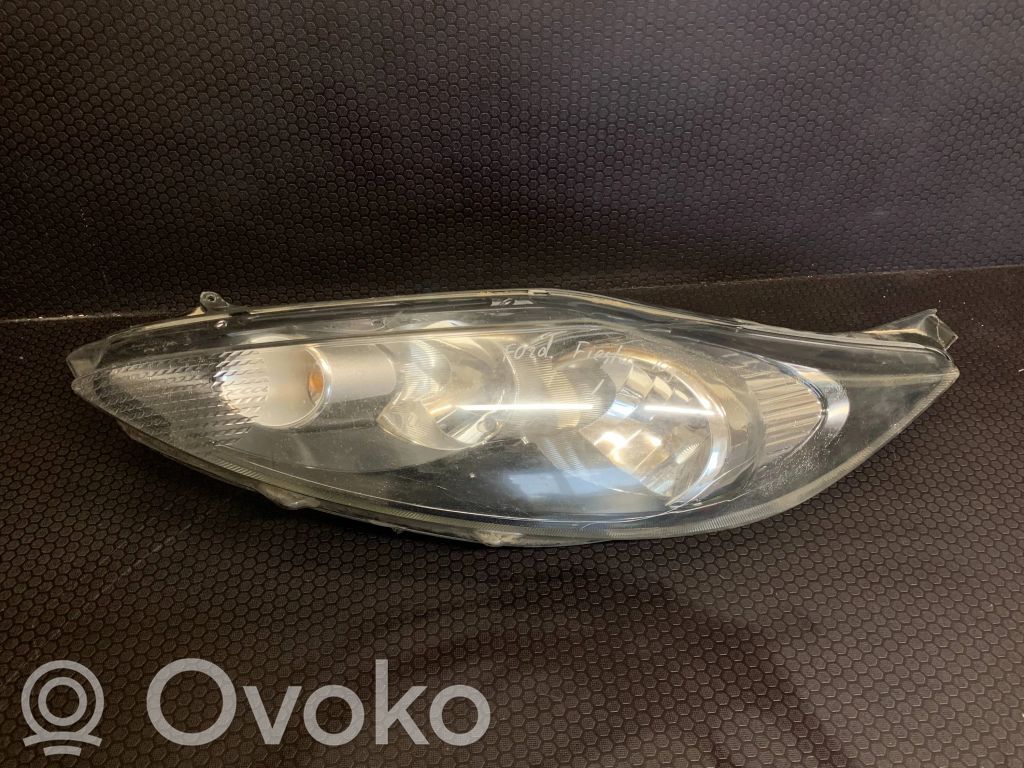 Ford Fiesta Headlight/headlamp 