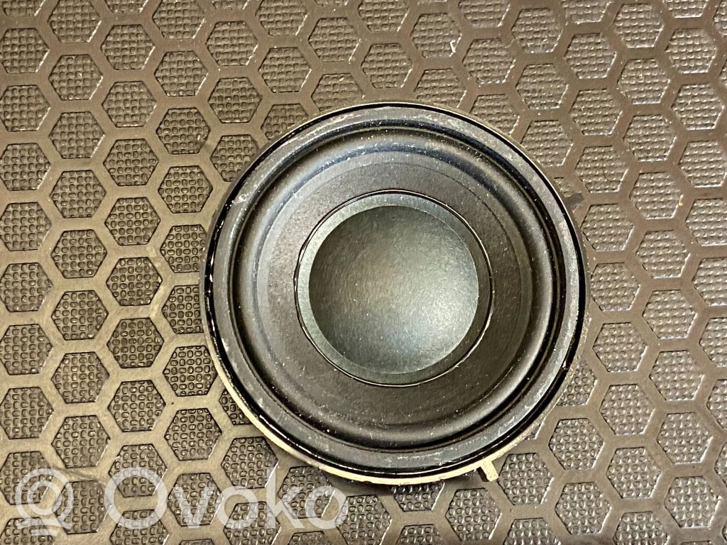 BMW 5 F10 F11 Difuzor în panou 