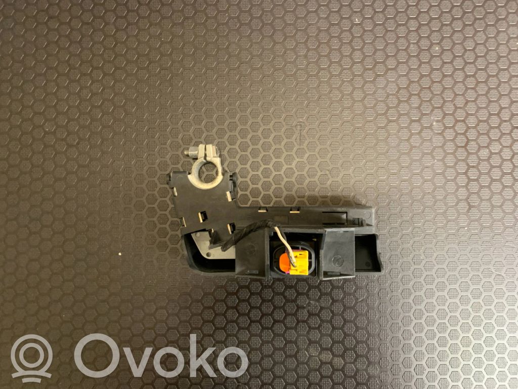 Audi A6 S6 C6 4F Positive cable (battery) 