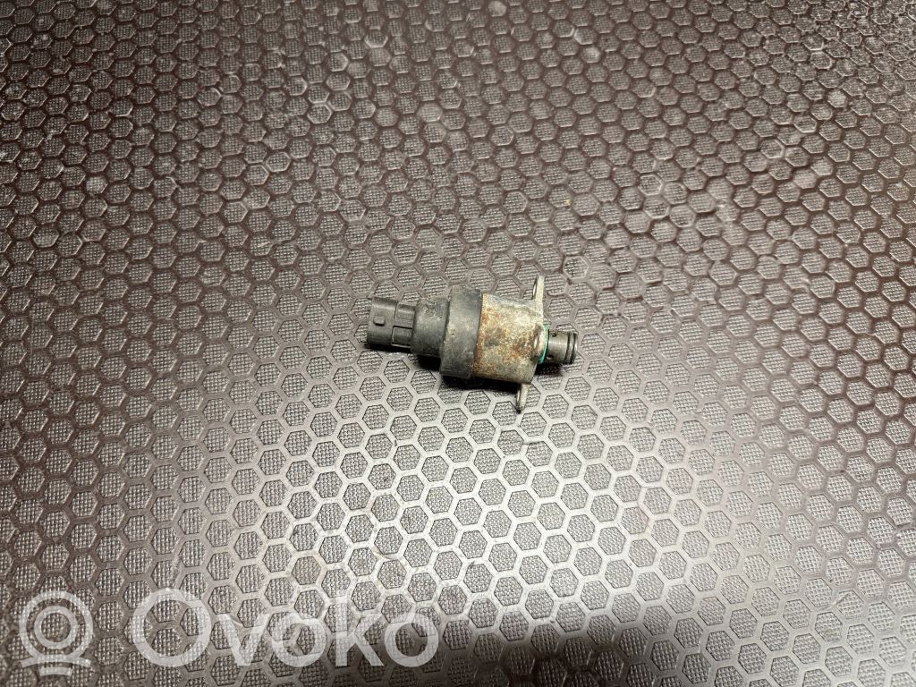 Renault Trafic II (X83) Regulator ciśnienia paliwa 